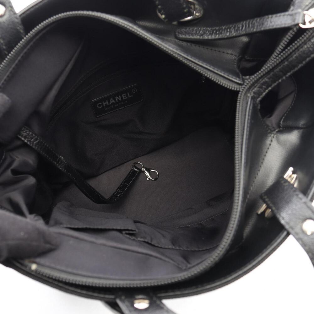 CHANEL Black Leather Tote Bag - Picture 3 of 8